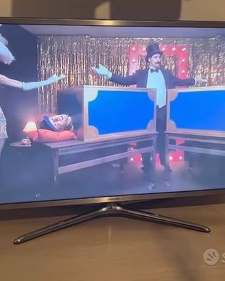 TV Samsung 40 pollici modello UE40F620OAY difetto
