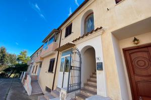 Orosei Appartamento in Via John e Robert Kennedy