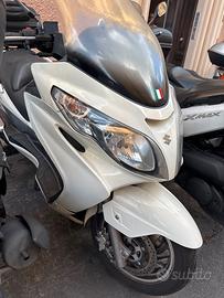 Suzuki Burgman 400 2011