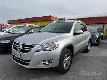 VOLKSWAGEN Tiguan 2.0 16V TDI DPF Trend & Fun (1