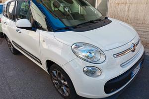500L Living Lounge 
