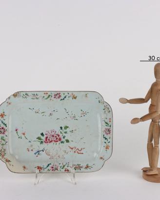 Vassoio in Porcellana - Epoca YongZheng 1722-1735