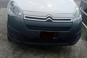 Berlingo van