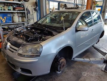 Ricambi VOLKSWAGEN GOLF 5 1896cc TDI del 2004