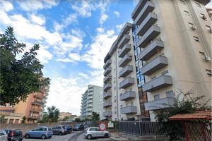 Privato vende Box con soppalco 18mq