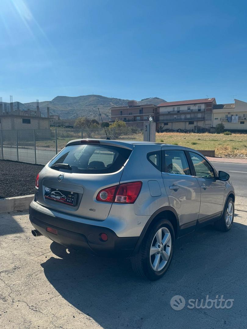 Nissan Qashqai 2010 photo 4