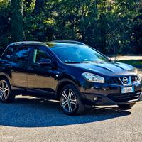 Nissan Qashqai Qashqai+2 2.0 dCi DPF Tekna 2010-E4