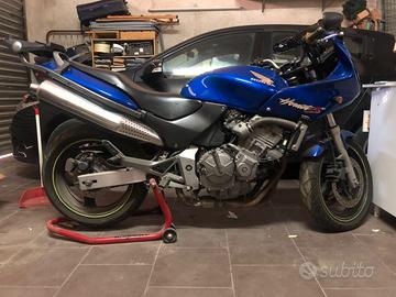 HONDA HORNET