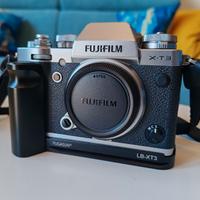 FUJI X-T3 SILVER con accessori