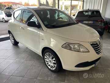 Lancia Ypsilon 1.2 69 CV 5 porte GPL Ecochic Silve