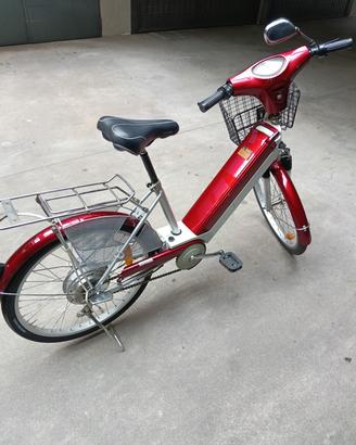 bici con pedalata assistita 