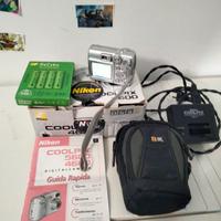 macchina fotografica DIGITALE