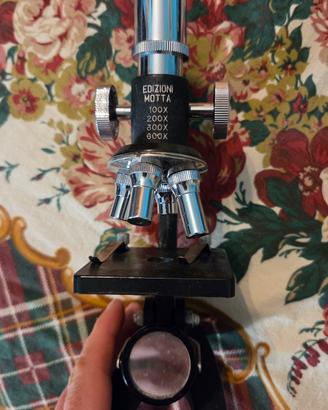Microscopio antico vintage da collezione arredam