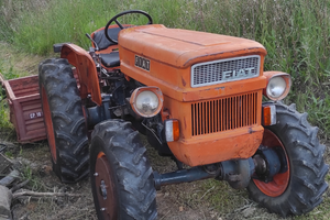 Trattore FIAT 250 DT con trincia e piattina