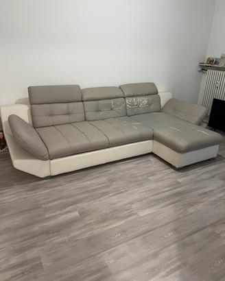 Divano letto e contenitore