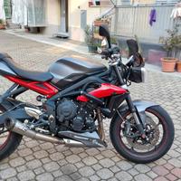 Triump street triple R 2014
