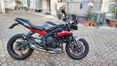Triump street triple R 2014