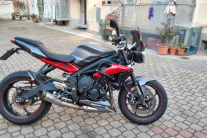 Triump street triple R 2014