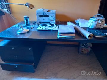 scrivania wengè stile moderno 