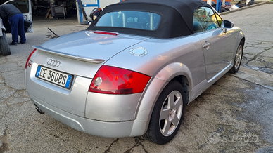 Audi TT 1.8 turbo 02'