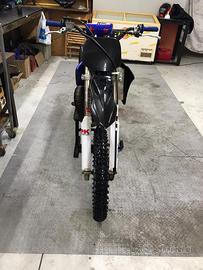 85 yz 2004