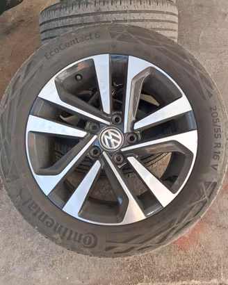 Cerchi e gomme da 16 golf 7