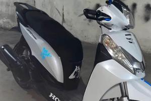 Ricambi honda sh 300 2011-2015