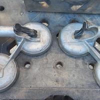 paio di ventose da vetro