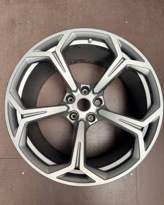 Cerchi Lamborghini Urus r22
