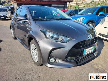 TOYOTA - Yaris 1.5h Business Cambio Automatico
