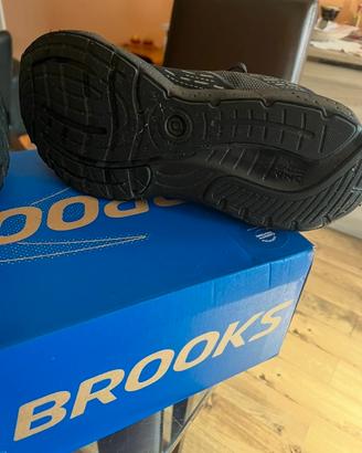 Scarpa brooks