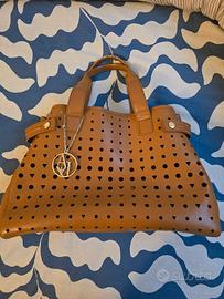 Borsa Armani