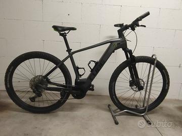 MTB elettrica CUBE