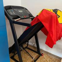 Tapis roulant come nuovo, poco trattabile.