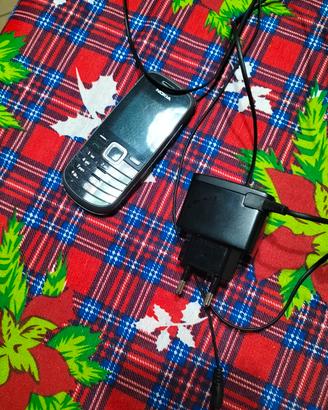 cellulare nokia modello 1661-2 