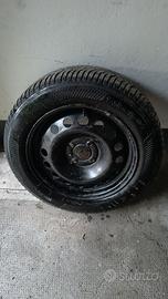 4 gomme invernali con cerchi 185/60/15
