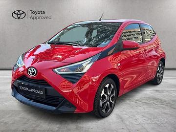 Toyota Aygo 5p 1.0 x-play 72cv