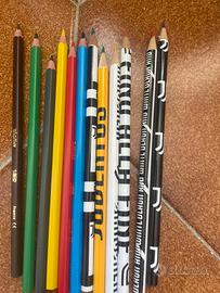 Set di 12 matite colorate