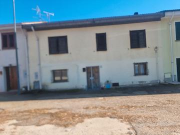 Privato vende