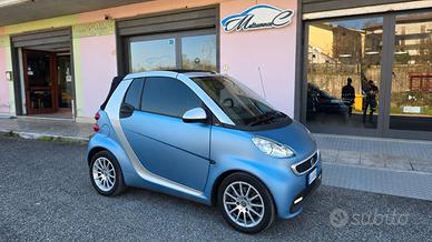 Smart ForTwo 800 33 kW cabrio pulse cdi