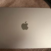 MacBook Air 13" con chip M2 - Grigio siderale 8GB