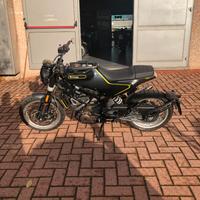 Husqvarna Svartpilen 401 - 2019