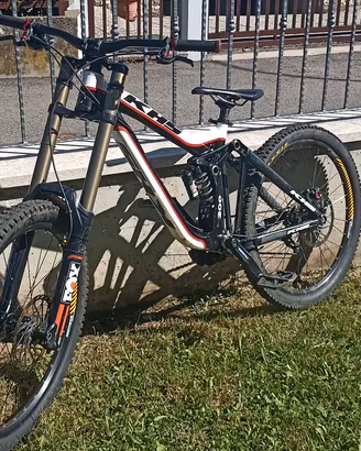 KHS Downhill tg s