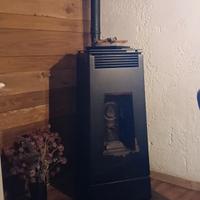 stufa a pellet Montegrappa 
