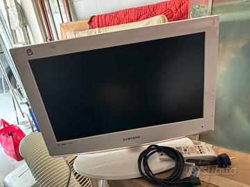 Tv lg 19 + tv samsung 22