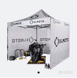 Gazebo XLMOTO easy up con pareti bianco