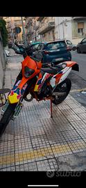 MOTO TOP