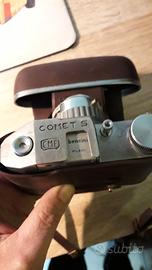 Macchina fotografica vintage Comet Bencini