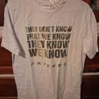 t shirt Friends Nuova con cartellino