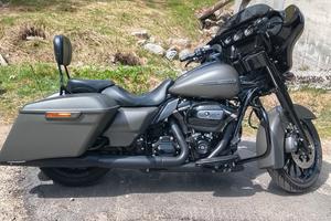 Harley Davidson street glide special 